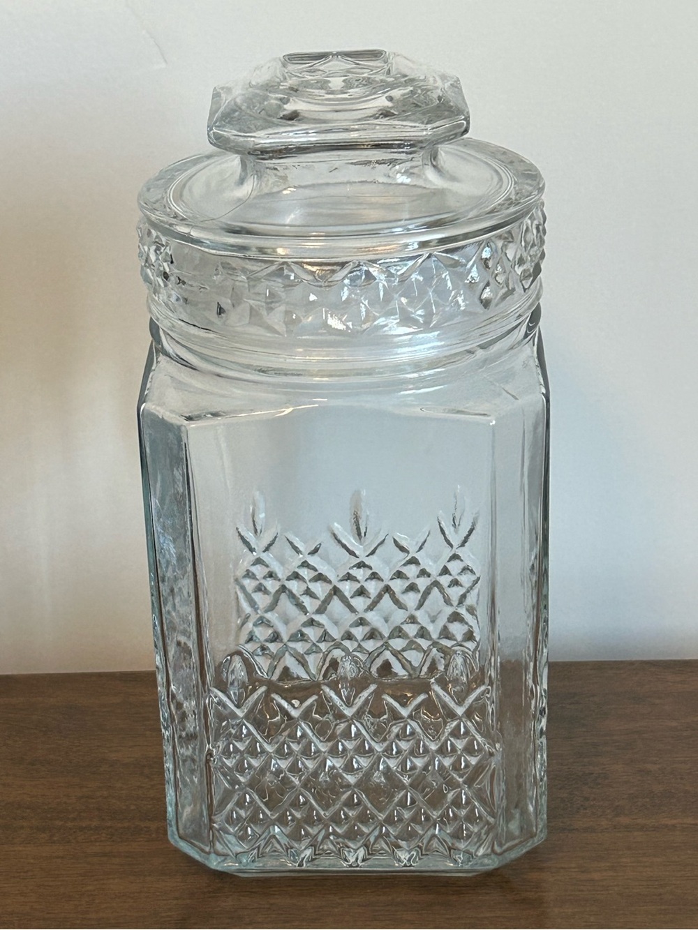 KOEZE'S VINTAGE 9.5" DIAMOND PATTERN GLASS APOTHECARY CANISTER JAR